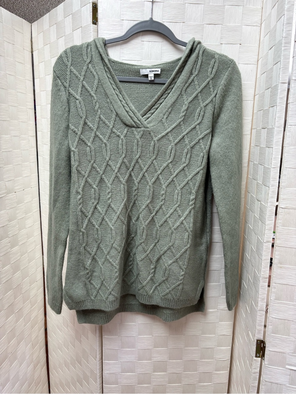 Sonoma sage green cable knit hooded sweater - Medium